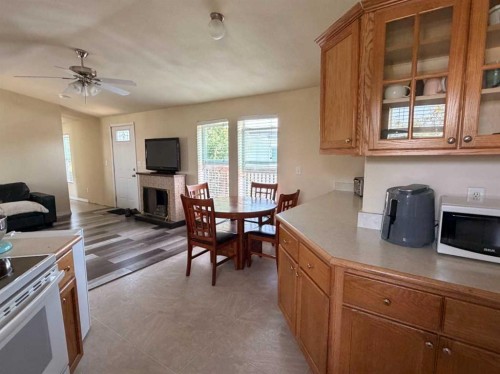18-1609 14 Street, Wainwright, AB 