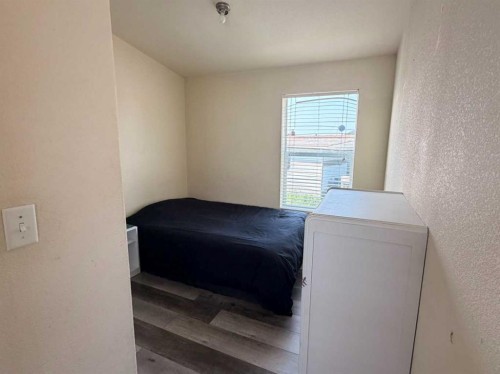 18-1609 14 Street, Wainwright, AB 