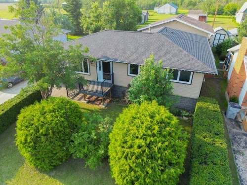 1026 18 Avenue, Wainwright, AB - Outdoor