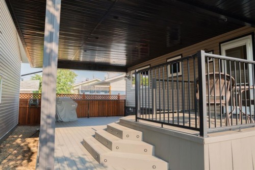 1026 18 Avenue, Wainwright, AB - Outdoor With Deck Patio Veranda With Exterior
