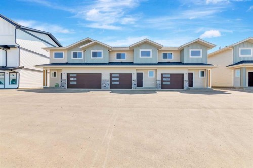 20-3616 41B Avenue, Lloydminster, SK - Outdoor With Facade