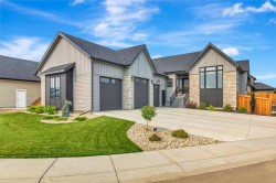 6002 13 Street Lloydminster, AB T9V 3V6
