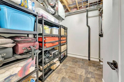 6002 13 Street, Lloydminster, AB - Indoor