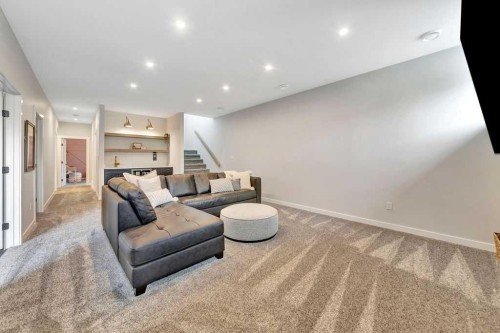 6002 13 Street, Lloydminster, AB - Indoor
