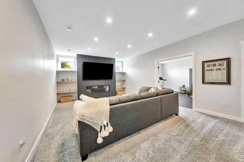 6002 13 Street, Lloydminster, AB - Indoor