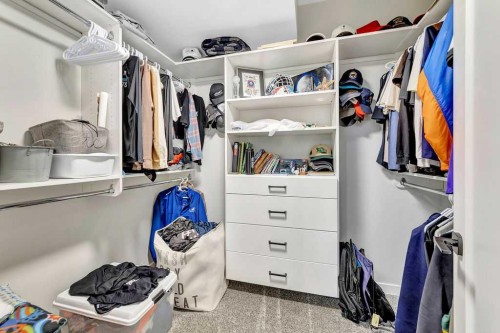6002 13 Street, Lloydminster, AB - Indoor With Storage