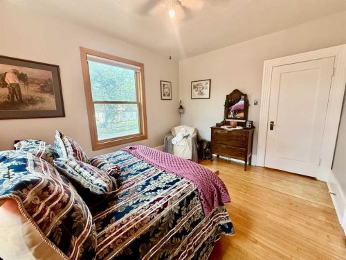 5107 46 Street, Provost, AB - Indoor Photo Showing Bedroom
