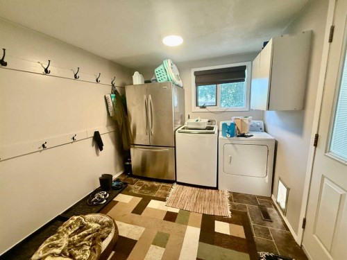 5107 46 Street, Provost, AB - Indoor Photo Showing Laundry Room