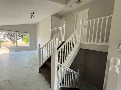 2725 57B Avenue, Lloydminster, AB 