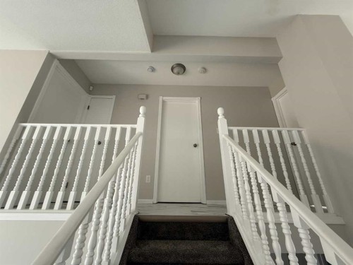 2725 57B Avenue, Lloydminster, AB 