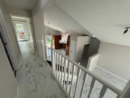2725 57B Avenue, Lloydminster, AB 