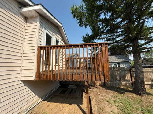 2725 57B Avenue, Lloydminster, AB 
