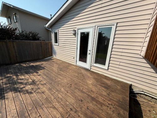 2725 57B Avenue, Lloydminster, AB 