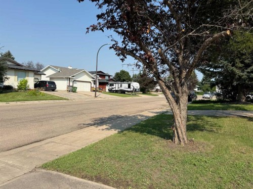 2725 57B Avenue, Lloydminster, AB 