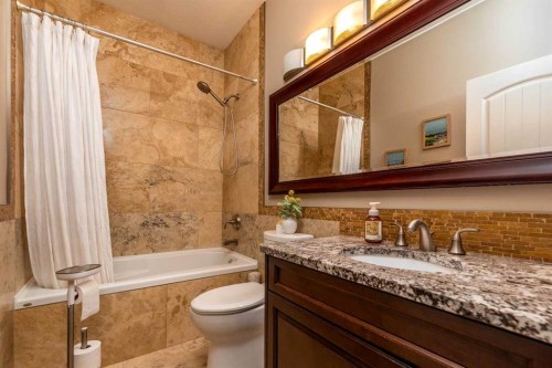 1306 52C Avenue, Lloydminster, AB - Indoor Photo Showing Bathroom