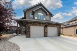 1306 52C Avenue Lloydminster, AB T9V 3L4
