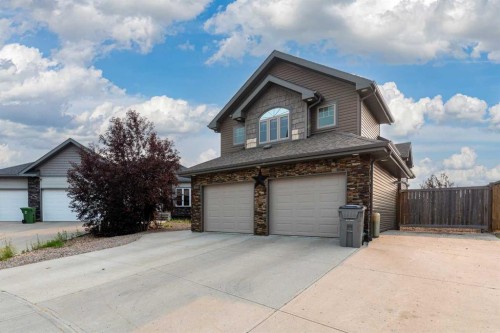 1306 52C Avenue, Lloydminster, AB - Outdoor