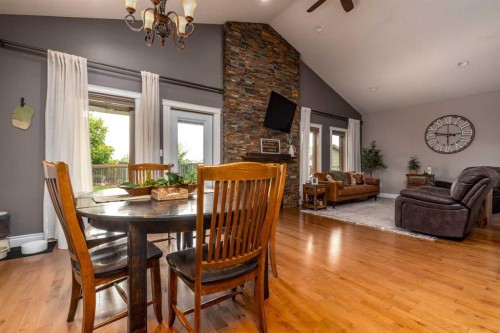 1306 52C Avenue, Lloydminster, AB - Indoor Photo Showing Dining Room