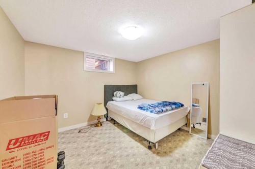 5013 47 Street, Lloydminster, AB - Indoor Photo Showing Bedroom