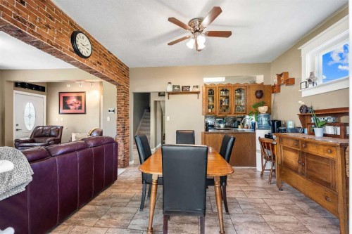 5100 3 Avenue, Chauvin, AB - Indoor