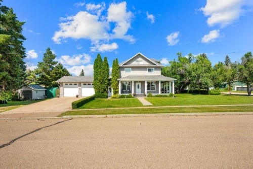5100 3 Avenue, Chauvin, AB - Outdoor With Facade
