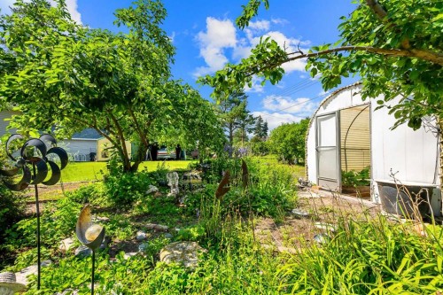 5100 3 Avenue, Chauvin, AB - Outdoor