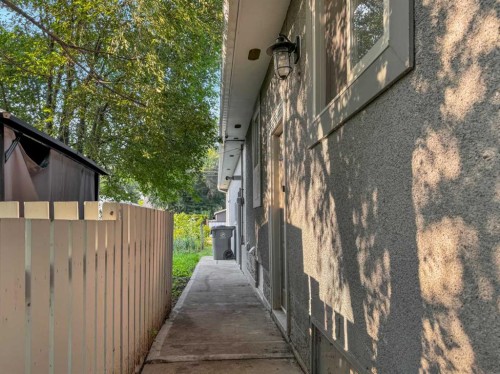 5514 48, Lloydminster, AB - Outdoor