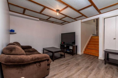 2604 57 A Avenue, Lloydminster, AB - Indoor