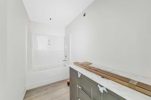 6906 35 Street, Lloydminster, AB - Indoor Photo Showing Other Room