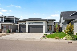 6106 13 Street Close  Lloydminster, AB T9V 3S2