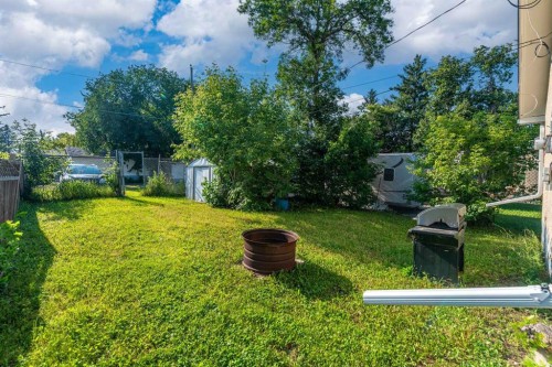 206 Main Street, Lashburn, SK - Outdoor