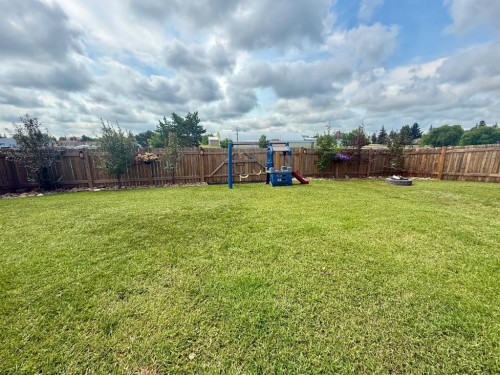 4905 5 Avenue, Chauvin, AB - Outdoor