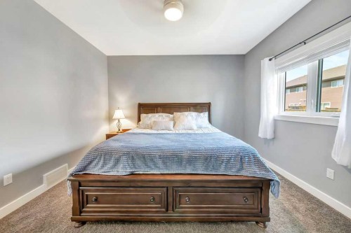 4206 40Th Street Close, Lloydminster, SK - Indoor Photo Showing Bedroom
