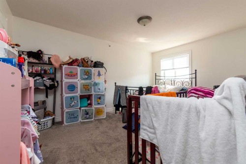 305-5101 18 Street, Lloydminster, AB - Indoor Photo Showing Bedroom