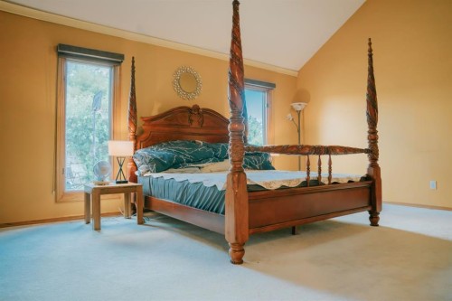 517 22 Street, Wainwright, AB - Indoor Photo Showing Bedroom