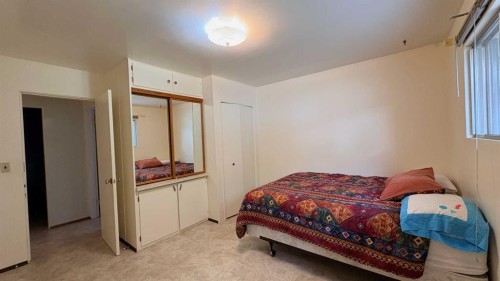 718 10 Street, Wainwright, AB - Indoor Photo Showing Bedroom