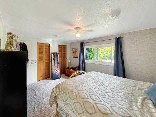 22 Hawkes Street, Marsden, SK - Indoor Photo Showing Bedroom