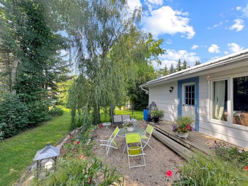 22 Hawkes Street, Marsden, SK - Outdoor With Deck Patio Veranda
