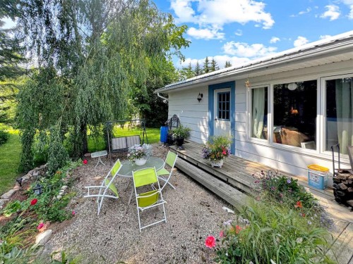 22 Hawkes Street, Marsden, SK - Outdoor With Deck Patio Veranda