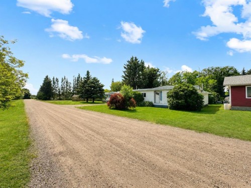 22 Hawkes Street, Marsden, SK - Outdoor