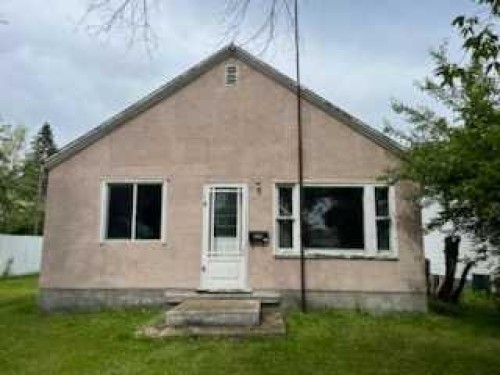 5108 54A Street, Lloydminster, AB - Outdoor