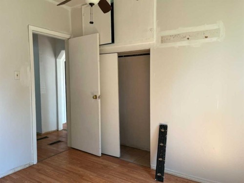 5108 54A Street, Lloydminster, AB - Indoor Photo Showing Other Room