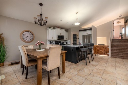 3802 74 Avenue, Lloydminster, AB - Indoor Photo Showing Dining Room