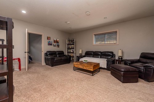 3802 74 Avenue, Lloydminster, AB - Indoor