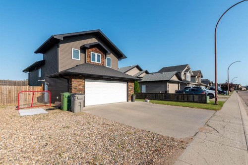 3802 74 Avenue, Lloydminster, AB - Outdoor