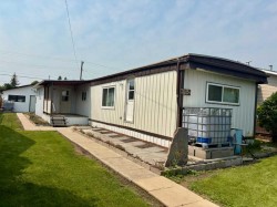 5122 46 Street Mannville, AB T0B 2W0