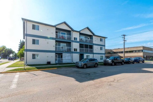 201-5102 47 Street  Lloydminster, AB T9V 0G2