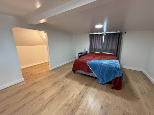 4722 54 Avenue, Vermilion, AB - Indoor Photo Showing Bedroom