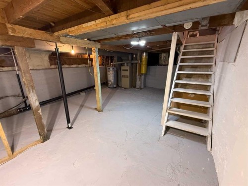 4722 54 Avenue, Vermilion, AB - Indoor Photo Showing Basement
