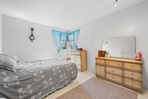 32037 Twp 504, Kitscoty, AB - Indoor Photo Showing Bedroom